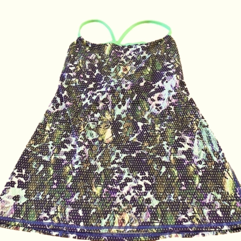 Lululemon tank top